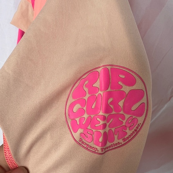 Rip Curl Rash guard - Picture 4 of 4